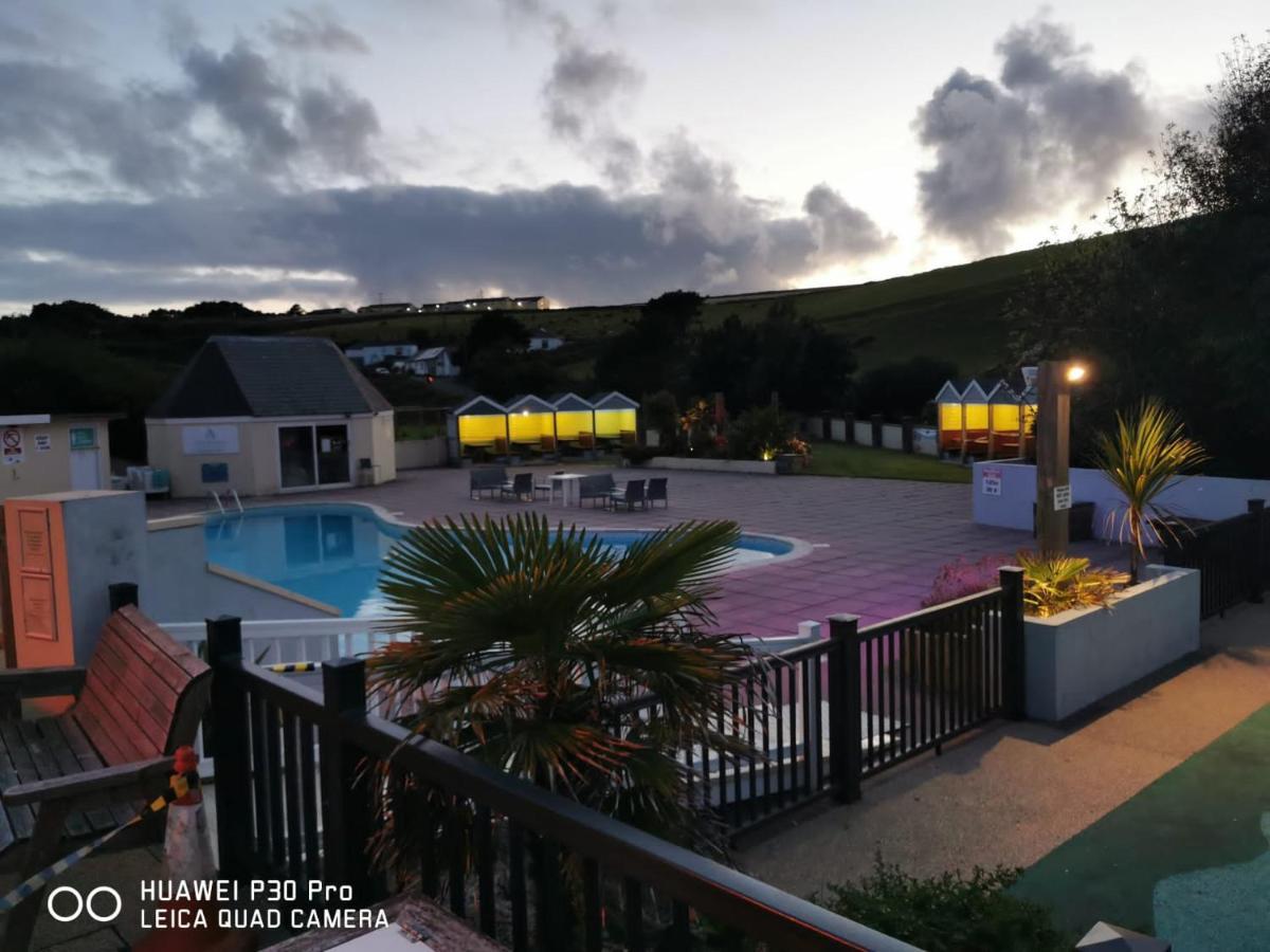 Newquay Bay Resort Holiday Exterior photo